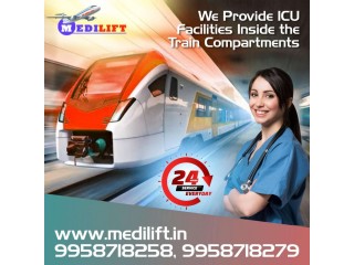 Medilift Train Ambulance Service in Jamshedpur with the Well-Specialist Medical Team