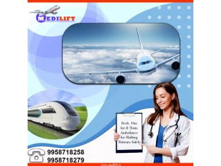 Medilift Train Ambulance in Delhi Along with a Well-Specialized Medical Team