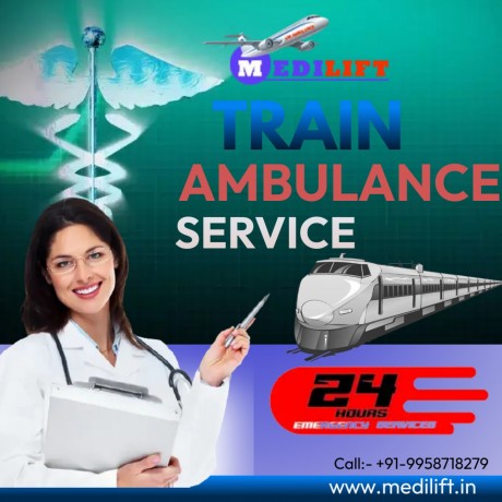 medilift-train-ambulance-service-in-ranchi-with-a-very-knowledgeable-medical-crew-big-0