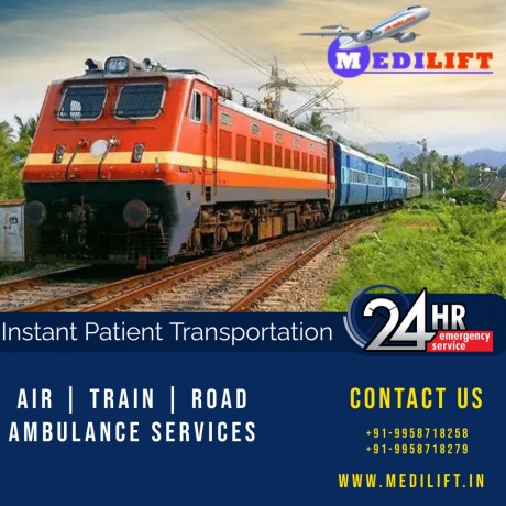 medilift-train-ambulance-service-in-guwahati-with-a-highly-qualified-medical-team-big-0