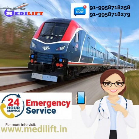 medilift-train-ambulance-service-in-guwahati-with-a-specialized-medical-team-big-0