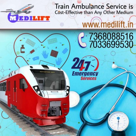 medilift-train-ambulance-in-ranchi-with-an-expert-medical-crew-big-0