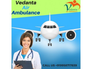 Vedanta Air Ambulance Service in Imphal with Proper Medical Staff