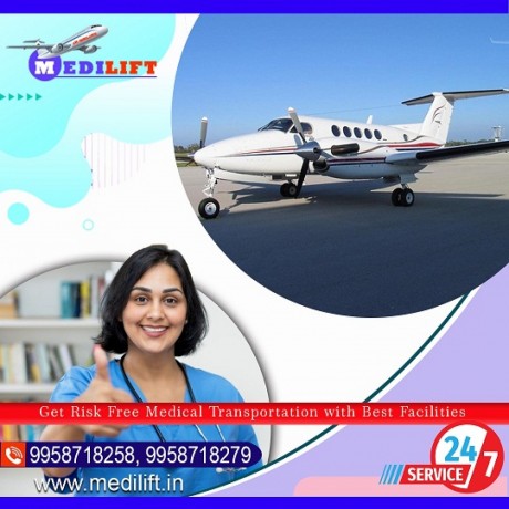 use-air-ambulance-services-in-raipur-by-medilift-with-highly-specialized-healthcare-team-big-0