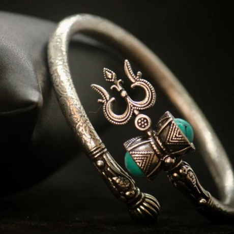 buy-silver-trishul-kada-online-india-jewllerydesign-big-0